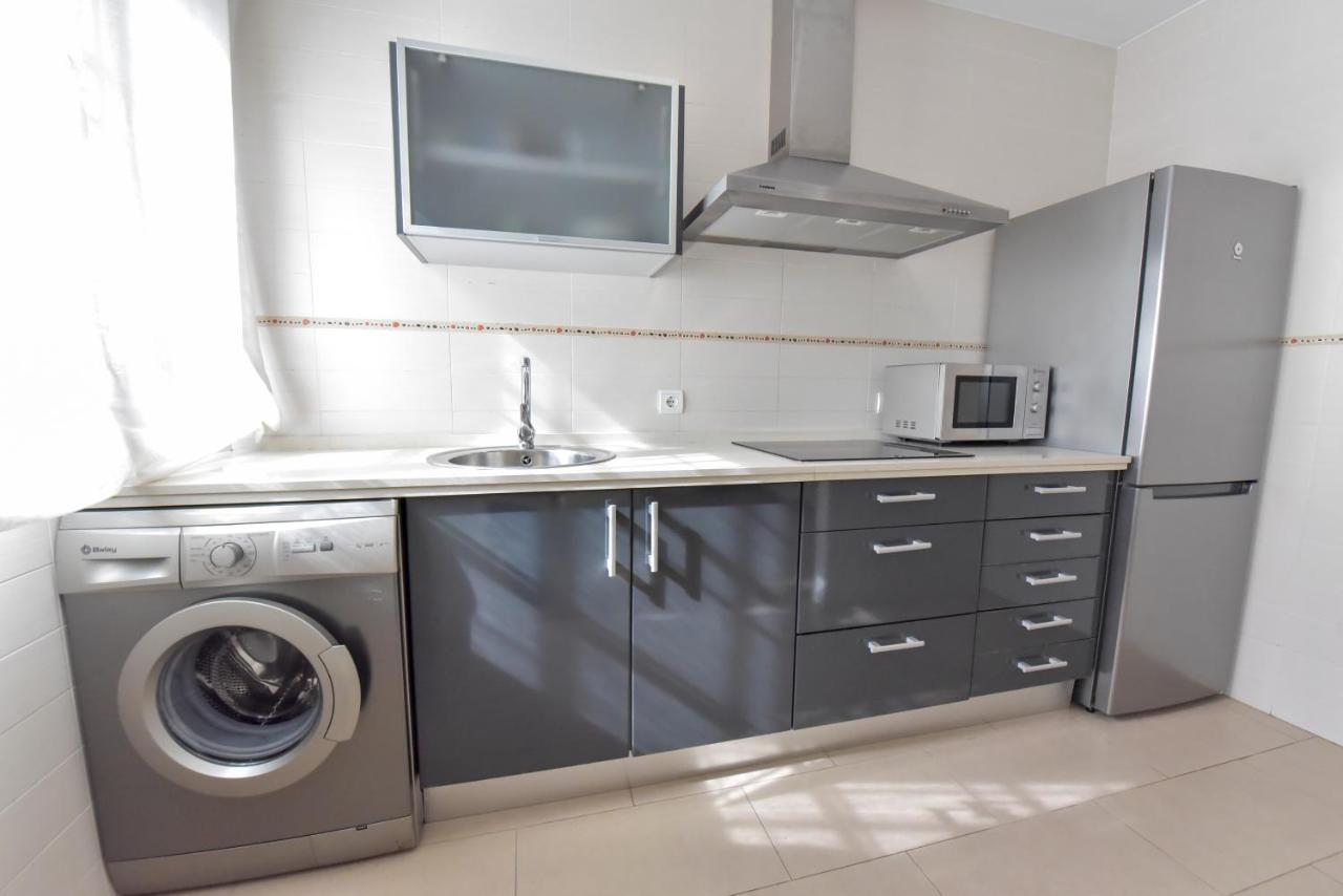 New! Retro Apartment In Central Neighbourhood إشبيلية المظهر الخارجي الصورة