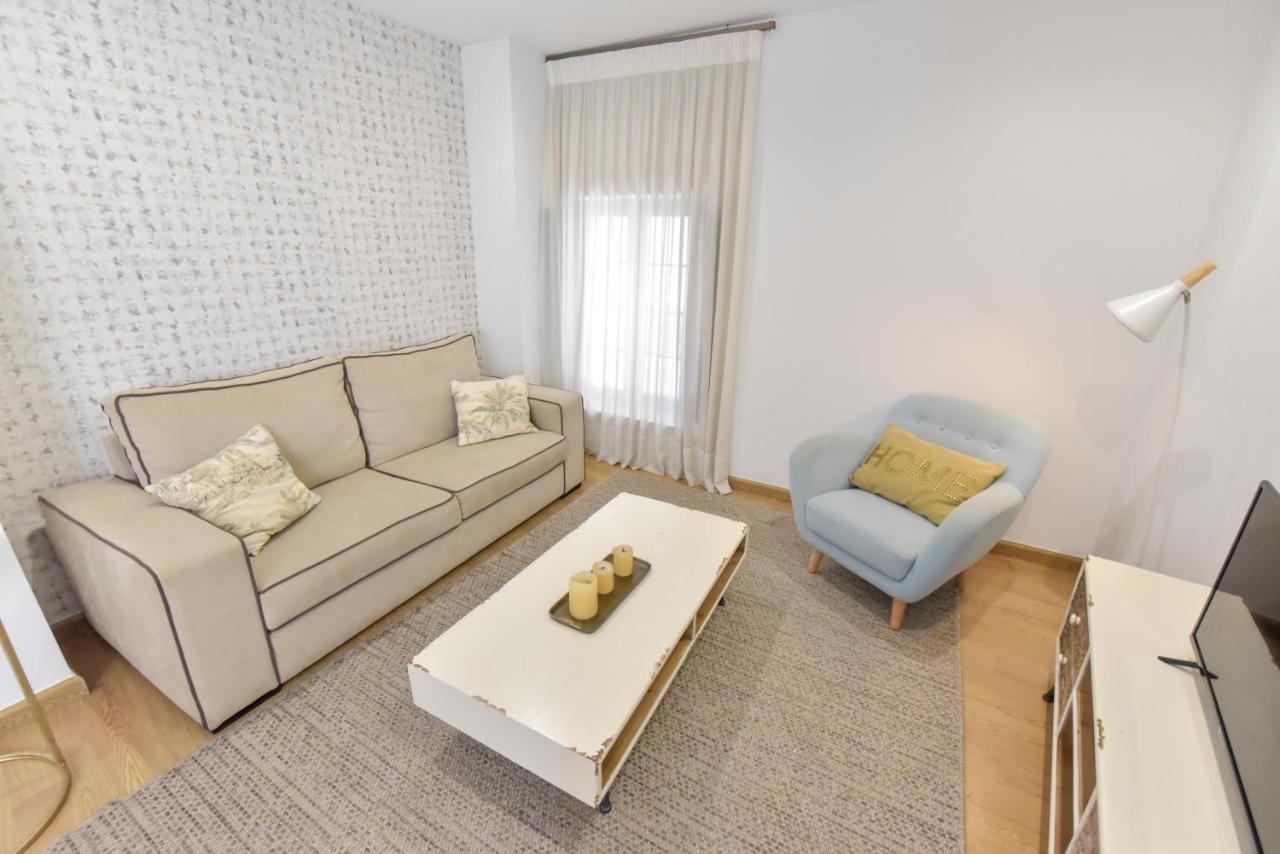 New! Retro Apartment In Central Neighbourhood إشبيلية المظهر الخارجي الصورة